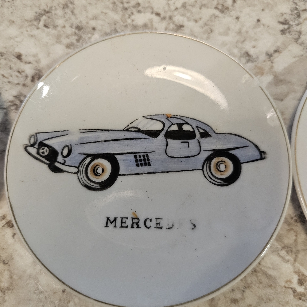 Vintage Lefton China Butter Pat Plate Featuring Vintage Cars - Picture 3 of 9